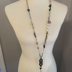 Plunder design necklace